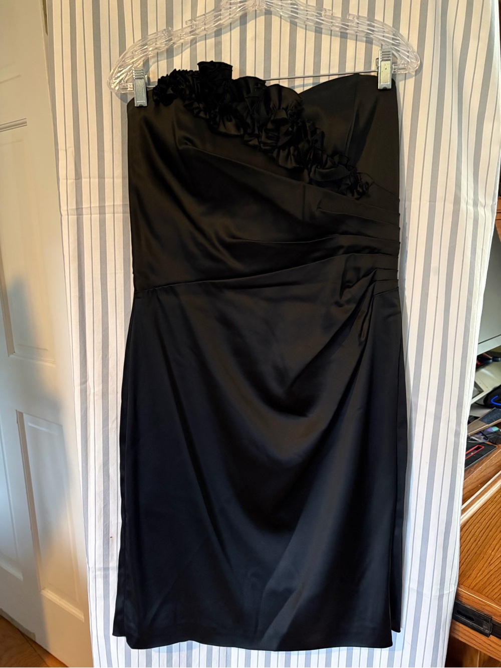 2009 White House Black Market Cocktail Dress NWOT
